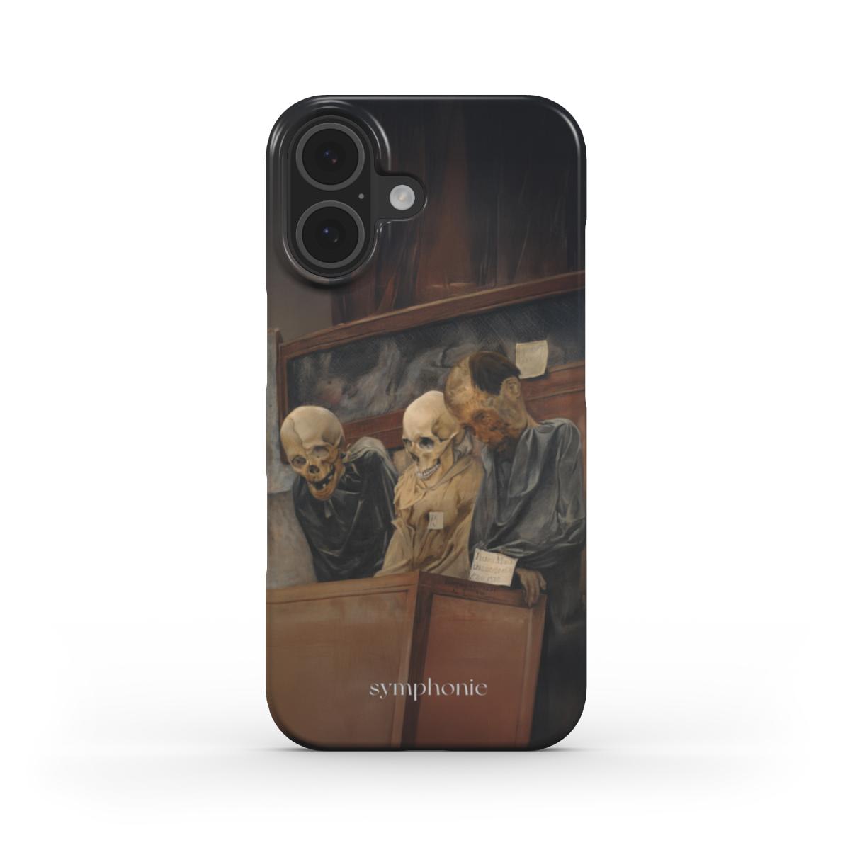 Trys kaukolės - Snap