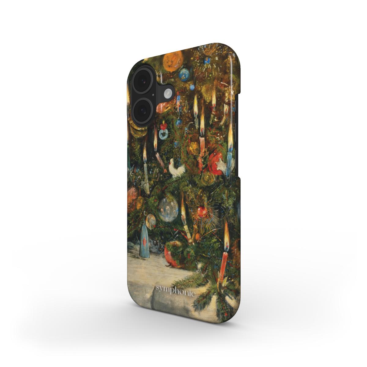 Kalėdų eglė, papuošta girliandomis - Snap