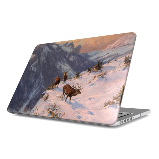 Raudonasis elnias žiemoje - MacBook dėklas