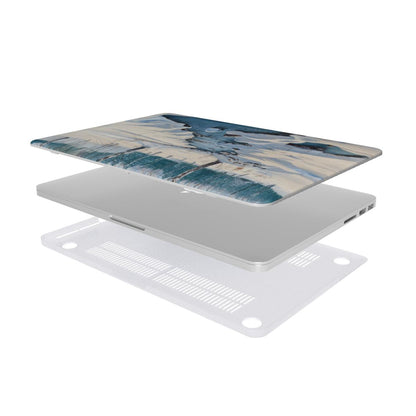 Žiemos peizažas su upeliu - MacBook dėklas