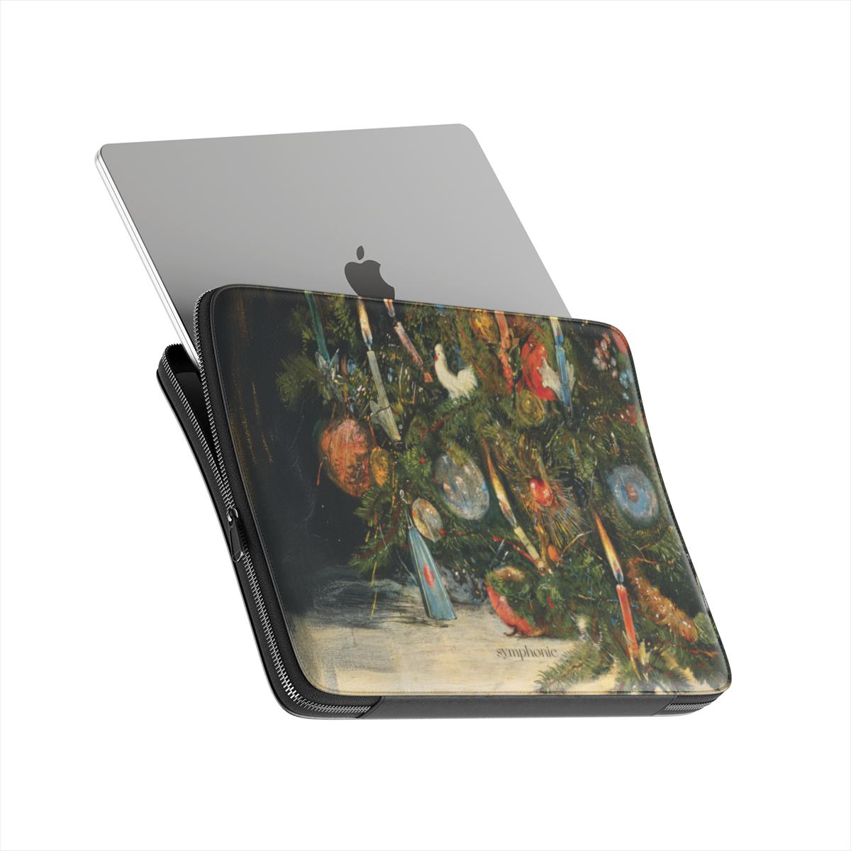 Kalėdų eglė, papuošta girliandomis - Premium kompiuterio dėklas